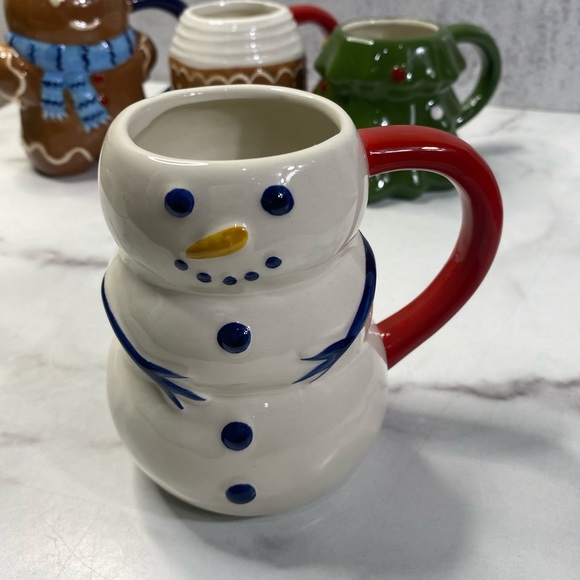 Target Threshold Christmas Assorted Mugs - Picture 6 of 9
